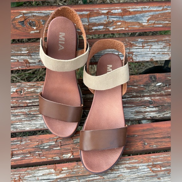 MIA women’s Adley wedge sandal in brown & tan Sz-7.5.  K - Picture 9 of 14